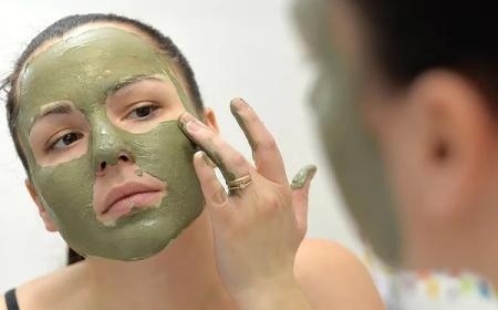 முகத்தில் உள்ள கரும்புள்ளியை போக்க… இதை செய்யுங்க!