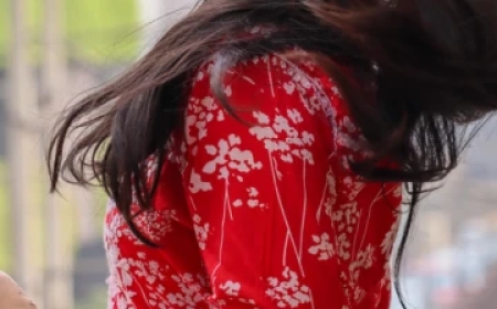 வீடொன்றில் 21 வயது யுவதி செய்த மோசமான செயல்; வெளியான தகவல்