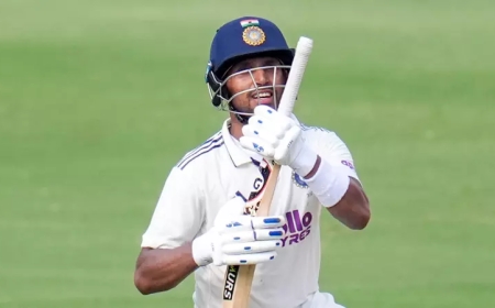 சதம் விளாசியதை இந்திய ராணுவத்திற்கு சமர்பித்த துருவ் ஜுரெல்