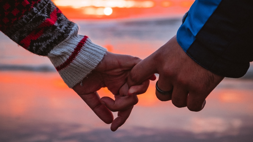 15 வயது சிறுமியை துஷ்பிரயோகம் செய்த காதலனும், ஆதரவளித்த தம்பதியும் கைது