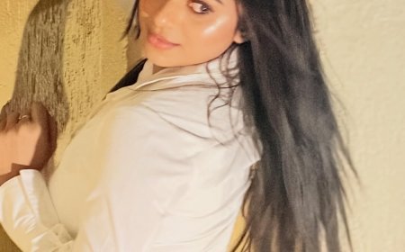 வெள்ளை ஆடையில் ரசிகர்களை கவரும் ‘ஆடுகளம்’ சீரியல் நடிகை டெல்னா டேவிஸ்