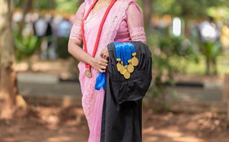 08 தங்கப்பதக்கங்கள் – யாழ்ப்பாணப் பல்கலைக்கழக மருத்துவப் பீடத்தில் மாணவி சாதனை