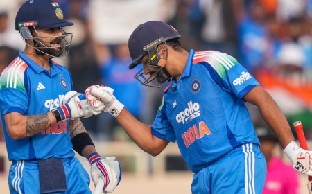 “ரோகித்–கோலி எதிர்காலம் உடனே தீர்மானிக்க வேண்டும்” – யுவராஜ் சிங் கடும் அழுத்தம்