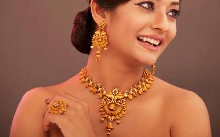 இலங்கையில் தங்கத்தில் விலையில திடீர்  சரிவு; நகைப்பிரியர்கள் மகிழ்ச்சி