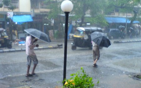 சீரற்ற காலநிலையால் ஒருவர் உயிரிழப்பு.. 4 மாவட்டங்களில் மக்கள் பாதிப்பு