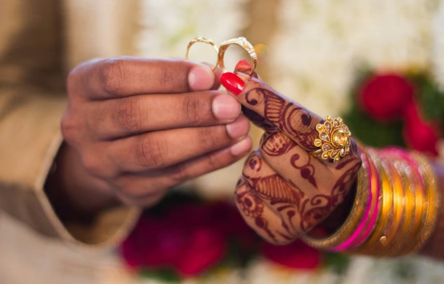 புதுடெல்லியில் புதுமணப்பெண் சடலமாக மீட்பு: கணவர் தலைமறைவு