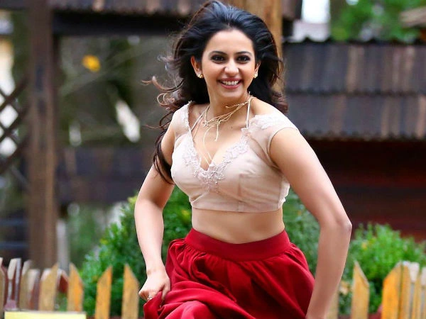  "எல்லை மீறாத கவர்ச்சி நல்லதுதான்" - திருமணத்துக்குப் பிறகும் கவர்ச்சி காட்டுவது குறித்து ரகுல் பிரீத் சிங் பேட்டி