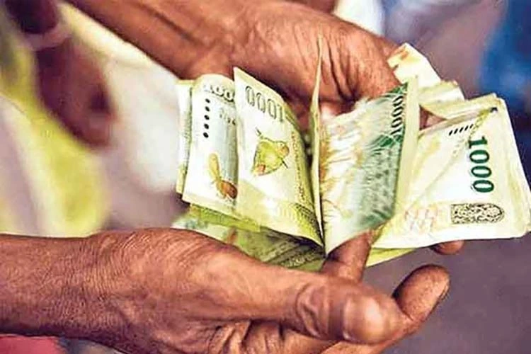 அஸ்வெசும திட்டத்தில் அதிரடி மாற்றம்: 2027-ல் மேலும் 4 லட்சம் குடும்பங்கள் நீக்கம்?